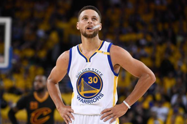 籃球比賽中六種防守戰(zhàn)術(shù)是什么？